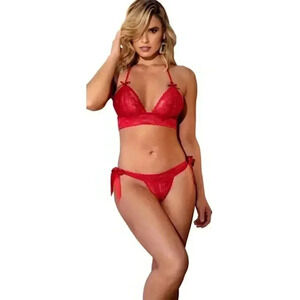 NWT Mapale - Two Piece  Set Color Red SM